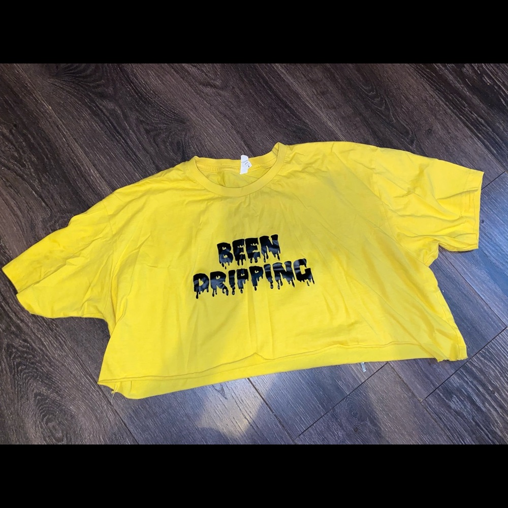Came thru drippin crop top (brand new,never worn)